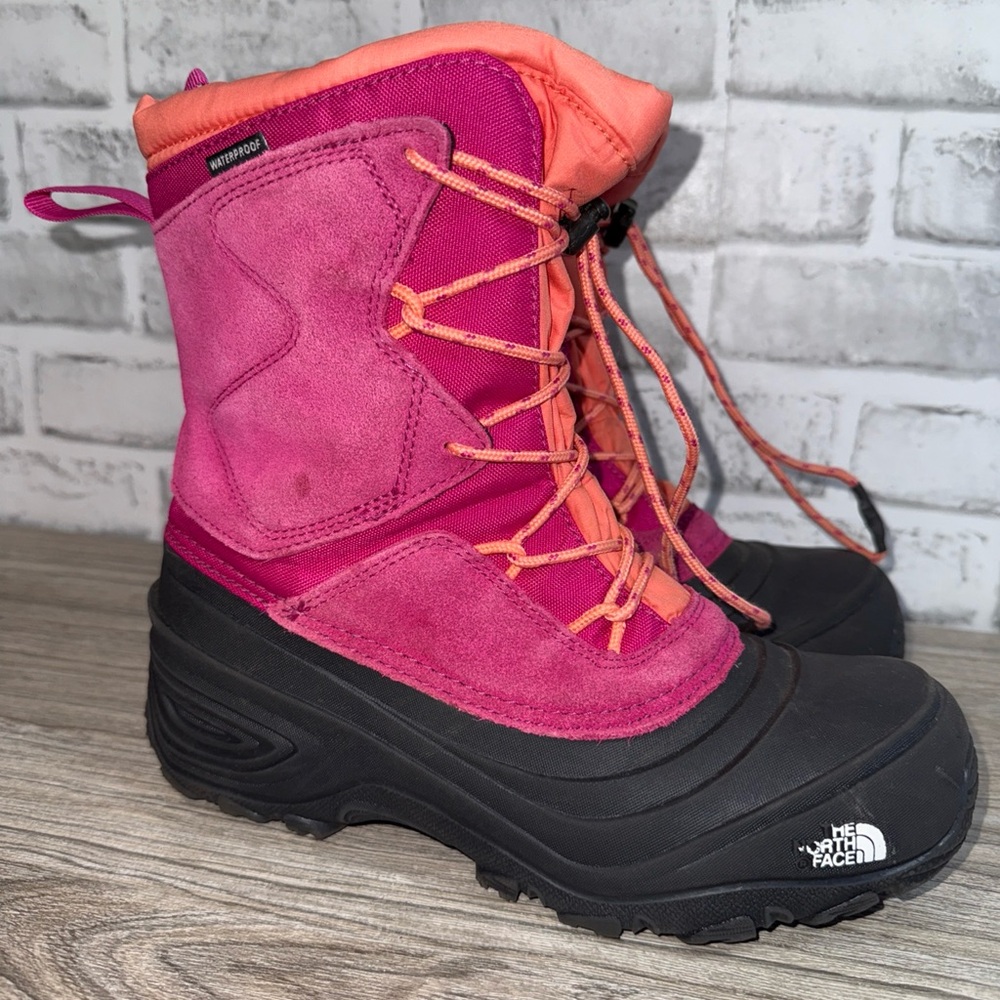 The North Face Fuchsia and Black Snow Boots
